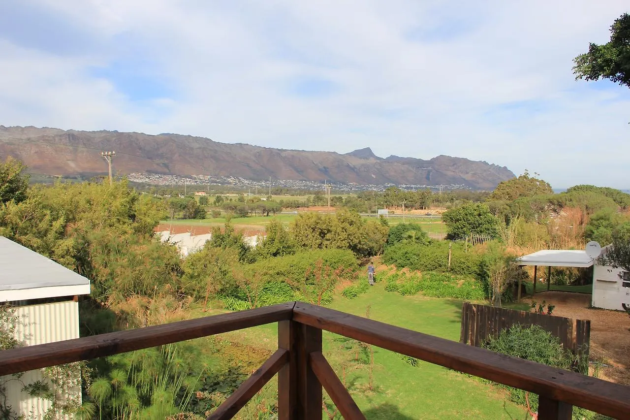 Chelaya Country Lodge Somerset West