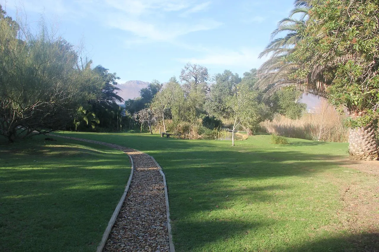 Chelaya Country Lodge Somerset West