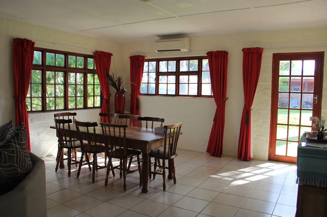 Chelaya Country Lodge Somerset West