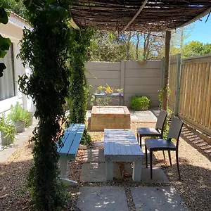  Apartment Willows Curve